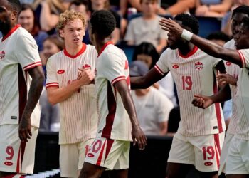 Canadá derrota 2-1 a un Estados Unidos que sigue esperando un nuevo entrenador