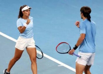 Argentina gana a Australia en United Cup de tenis