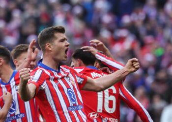 Nueva victoria del Atlético Madrid, que atrapa al líder Barcelona