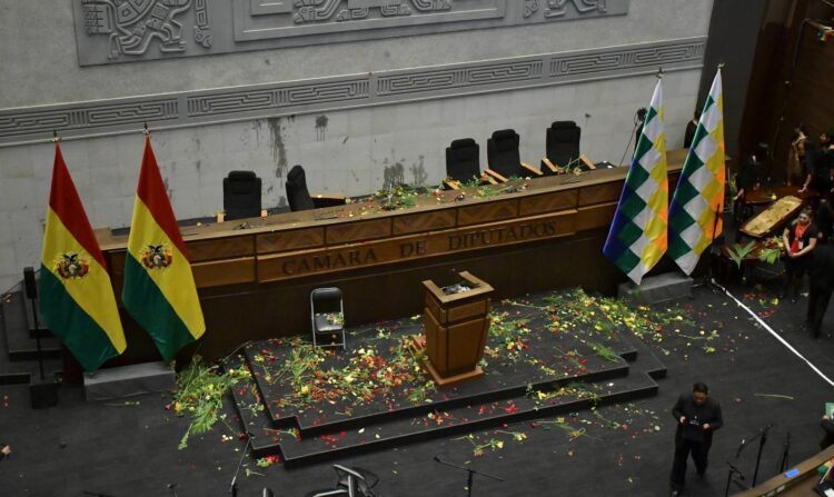 Crisis institucional y democracia en riesgo