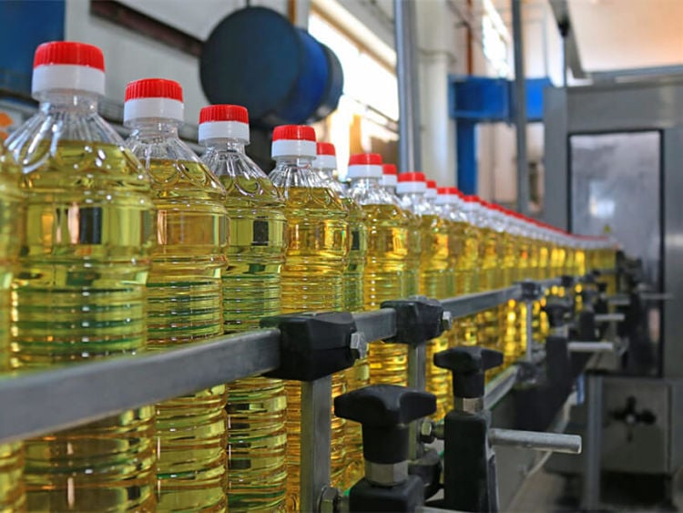 El Gobierno decide mantener la suspensión de la exportación del aceite refinado