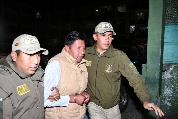 La Justicia dicta detención preventiva para el alcalde de Achocalla.