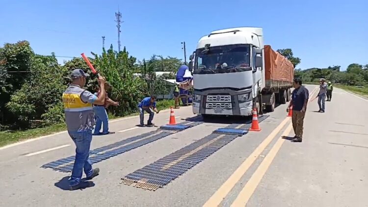 Habilitan una balanza para pesar camiones y evitar hundimientos