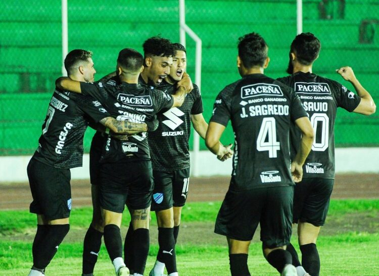 Con una goleada, Bolívar se corona campeón del Torneo Clausura del fútbol boliviano