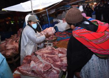 Precio y peso, en La Paz se intensifica el control de la carne de cerdo