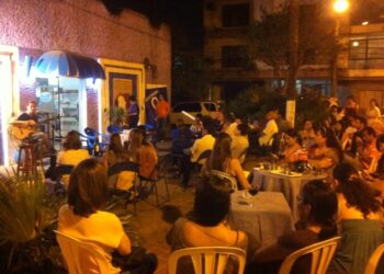 La plazuela que se convirtió en poema, el legado de Poesía en la Calleja