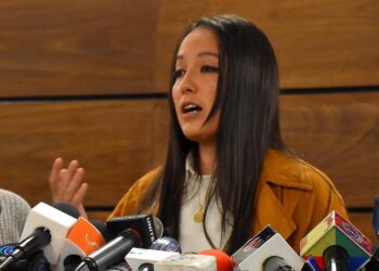 La diputada Luciana Campero en una rueda de prensa. Foto: APG-archivo