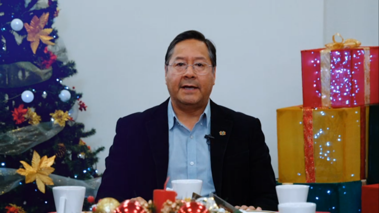 Arce agradece el esfuerzo del pueblo para vencer a la convulsión y avanzar hacia una Bolivia próspera