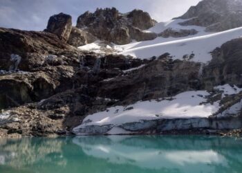 Glaciares de Bolivia y otros 4 países se derriten 10 veces más rápido.