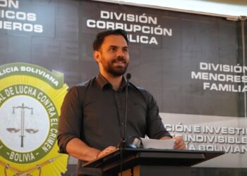 Del Castillo denuncia que 42 policías ‘fueron torturados’ en desbloqueos en Mairana