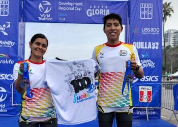 Rojas y Soto logran oro y plata en el Triatlón Nacional de Perú