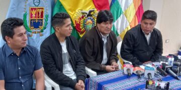 Gualberto Arispe, Andrónico Rodríguez, Evo Morales y Leonardo Loza, en Cochabamba. Foto: APG