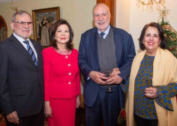 Festejo de fin de año de la embajada de Paraguay