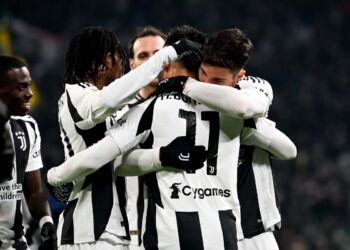 La Juventus golea con una joya de Nico González y avanza a cuartos de la Copa