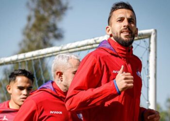 Echeverría expone la difícil situación de Wilstermann