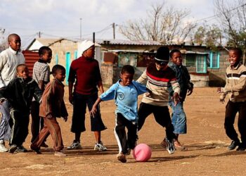 El fútbol de Brasil mira hacia África para reforzar sus canteras