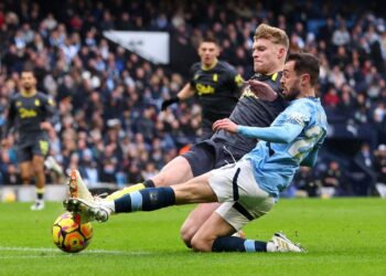 Manchester City empata contra Everton tras penal fallado por Haaland