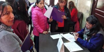 Comenzaron las preinscripciones escolares 2025 para colegios de alta demanda.