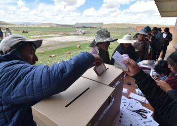 El día de las elecciones judiciales en el área rural de La Paz.