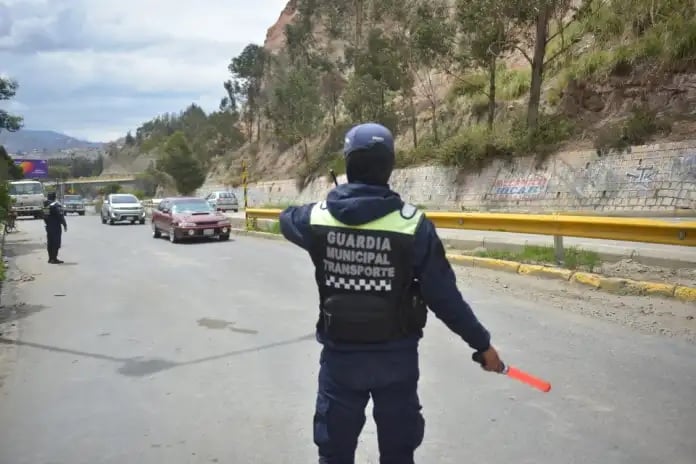 Ya se puede circular por la avenida Kantutani de La Paz