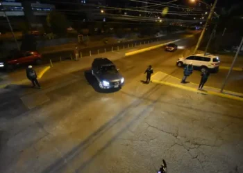 La Alcaldía de La Paz habilitó la avenida Los Sargentos.