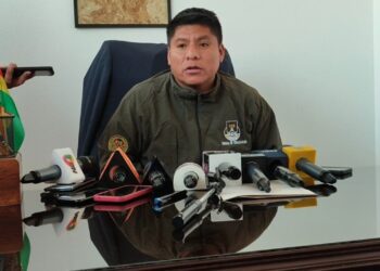 Leonardo Loza, en conferencia de prensa, reclamó por la situación de Evo Morales.