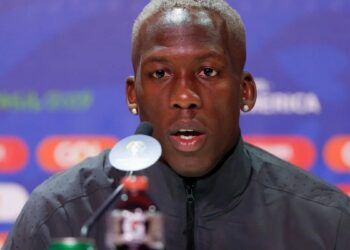 ‘Sabemos que no tenemos margen de error’ ante Colombia dice defensa peruano Advíncula