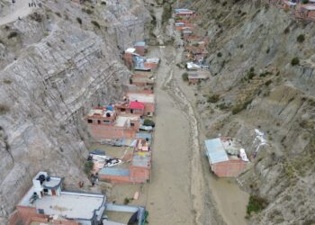 Empresa asegura que trabaja en Bajo Llojeta, la Alcaldía lo niega