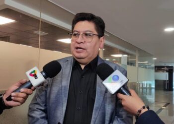 Montenegro llega a comisión de Diputados a exponer el PGE y espera que no haya ‘exabruptos’