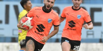 Bolívar da otro paso al título, derrota 3-1 a San Antonio