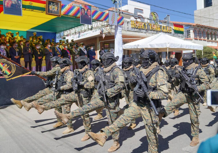 Tras toma de unidades militares en el Trópico, las FFAA instruye acuartelamiento de militares