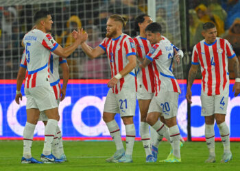 Paraguay convoca a 26 jugadores para duelos ante Argentina y Bolivia