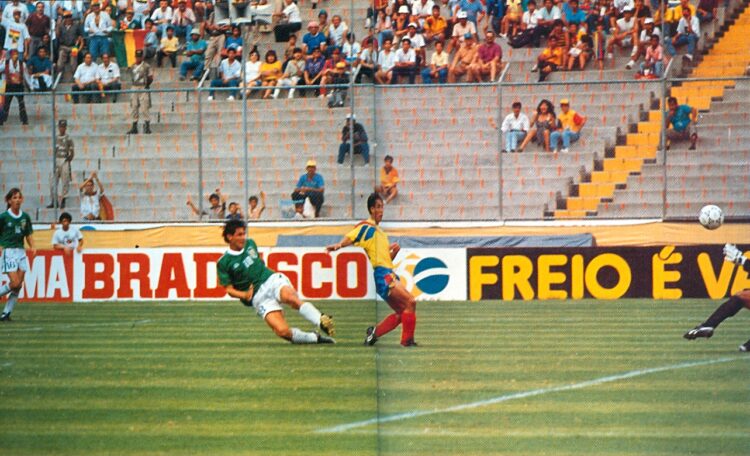 El empate de 1993, único buen resultado en Ecuador