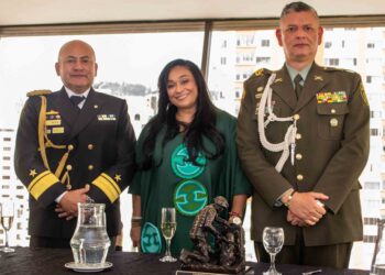 Recepción por el aniversario de la policía colombiana
