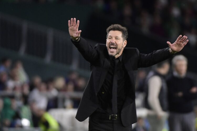 ‘Ningún sentido’ disputar la Liga tras inundaciones, dice Simeone