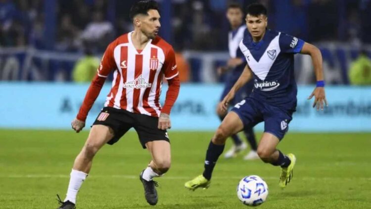Vélez y Estudiantes se juegan la última copa de la temporada en Argentina