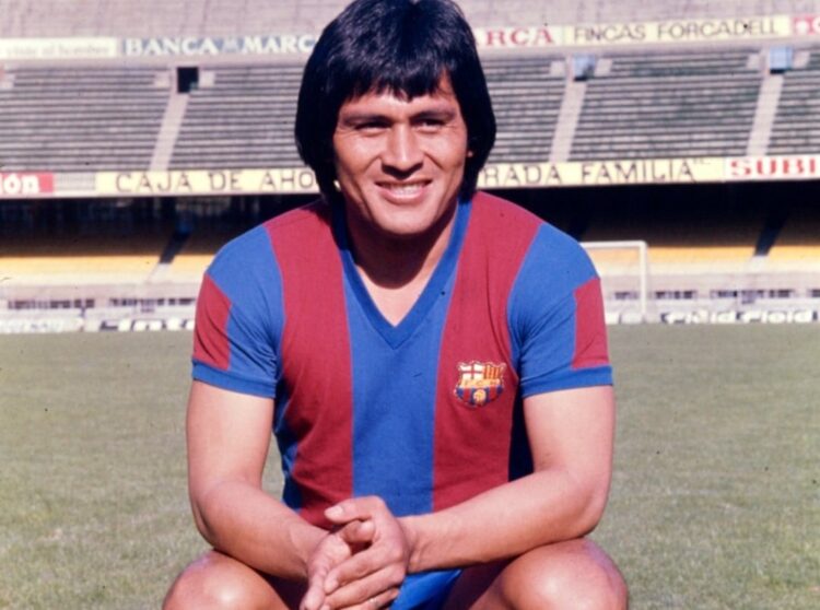 Fallece Hugo Sotil, leyenda del FC Barcelona y de Perú
