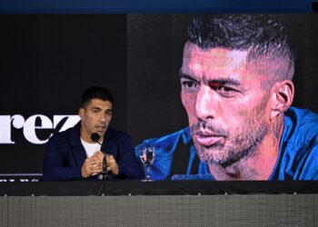 Luis Suárez anuncia su retiro de la selección de Uruguay