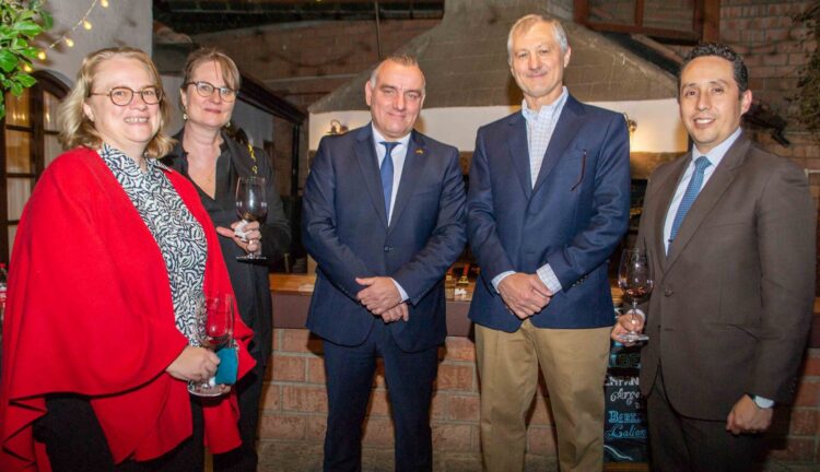 Tradicional degustación de vinos argentinos