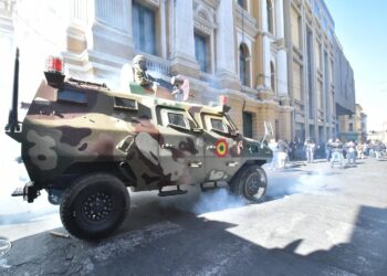 El impacto del ‘zuñigazo’ en la economía: ‘Más de bs 300 MM fueron retirados del banco’