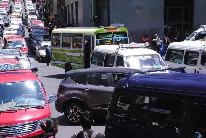 La Alcaldía descarta un incremento de pasajes en La Paz