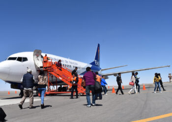 YPFB garantiza suministro de combustible para aerolíneas internacionales