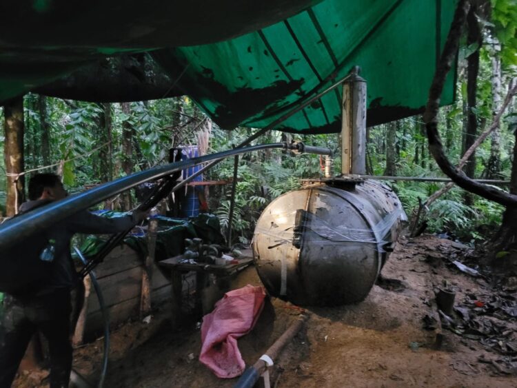 La FELCN destruye un megalaboratorio que producía entre 120 a 150 kilos de cocaína por día