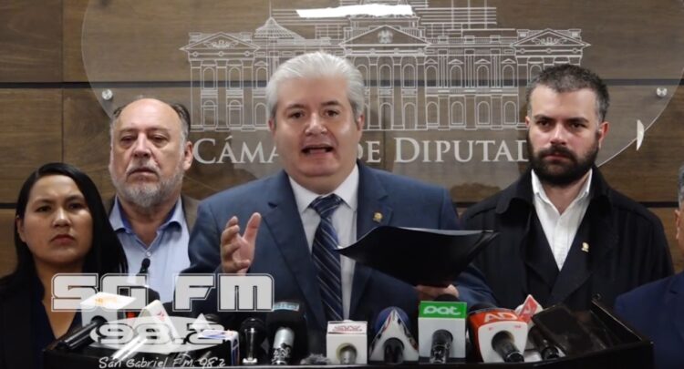 Urquidi: Para CC, es ‘tarea prioritaria’ incorporar a vocales del TSE al régimen de la Ley 044