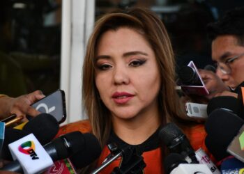 No sé a qué tiene miedo: Alcón dice que el caso de Morales se resuelve respondiendo ‘sí o no’