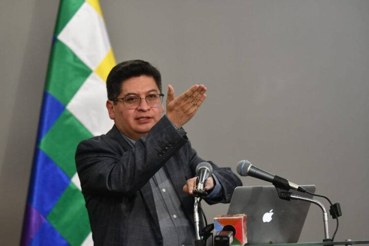 dólares