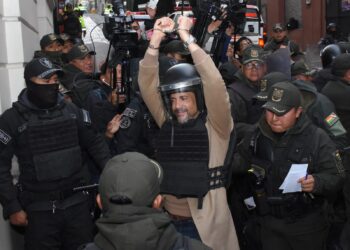 A dos años de su aprehensión, simpatizantes de Camacho muestran su apoyo en puertas de Chonchocoro