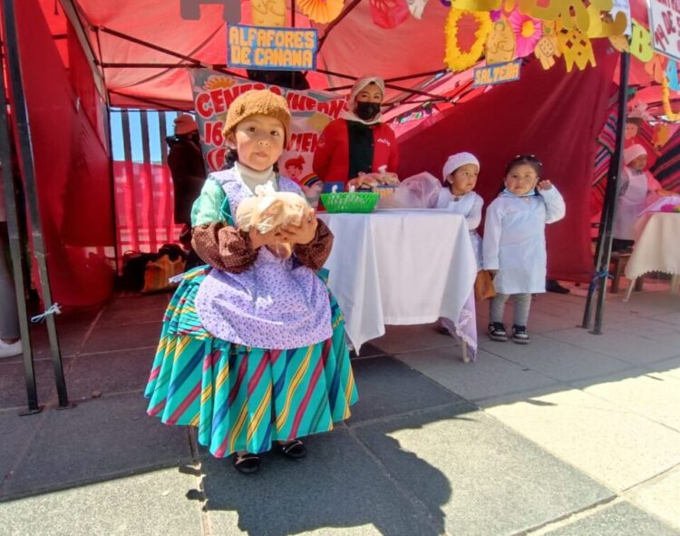 Los niños elaboraron diferentes masitas de Todos Santos