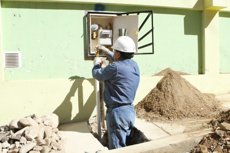 YPFB alcanza más de 3.600 conexiones de gas domiciliario en Potosí