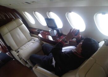 Morales califica de ‘gasto innecesario’ el avión presidencial que compró en 2010